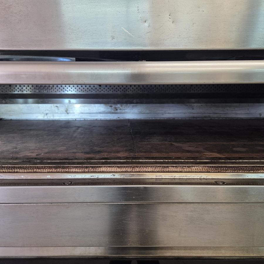 Used DOYON 3T4 Artisan Stone 4 Deck Electric Oven