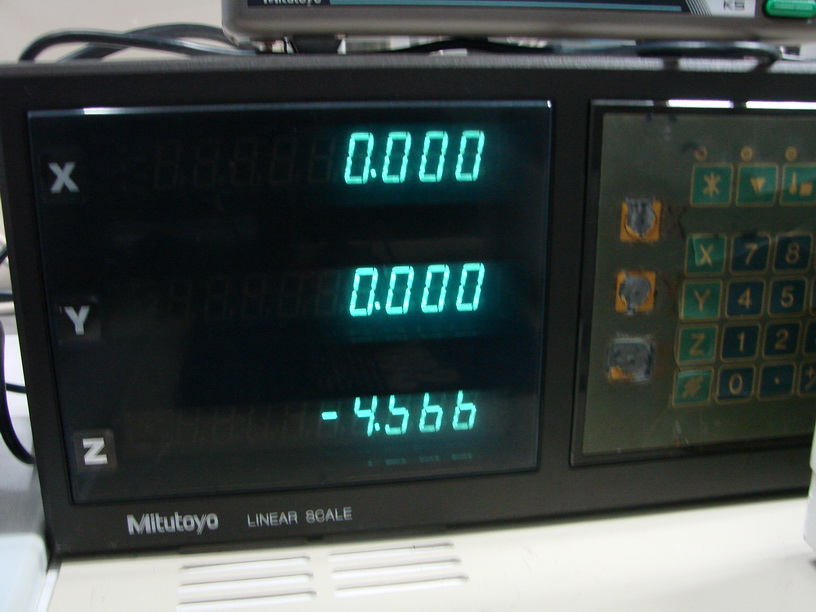 Used Hisomet  11  DH11  XYZ Measurment Microscope