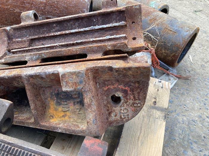 Used Den-Con Rotary Slips & Insert Jaws