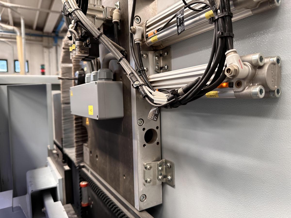 Used 2015 Weeke BHX 055