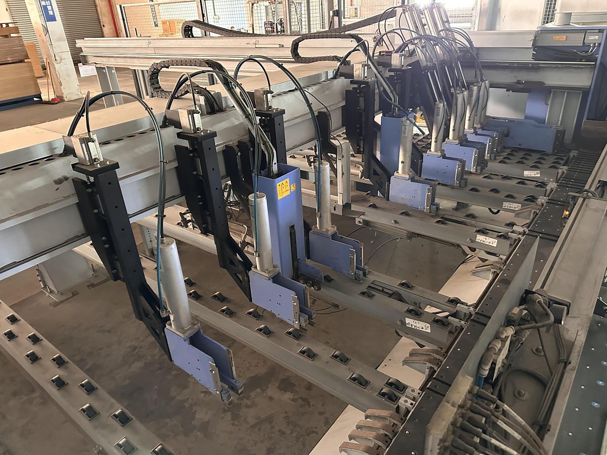 Usato 2017 HOLZMA HPL 400 38\22 PROFILNE