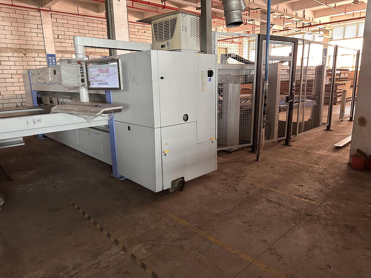 Usato 2017 HOLZMA HPL 300 38\22 PROFILNE