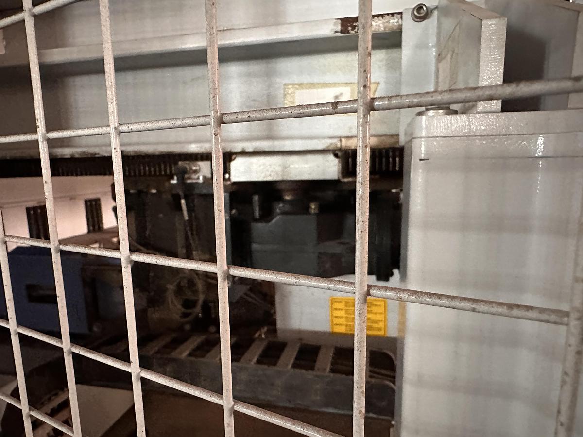 Usato 2017 HOLZMA HPL 300 38\22 PROFILNE