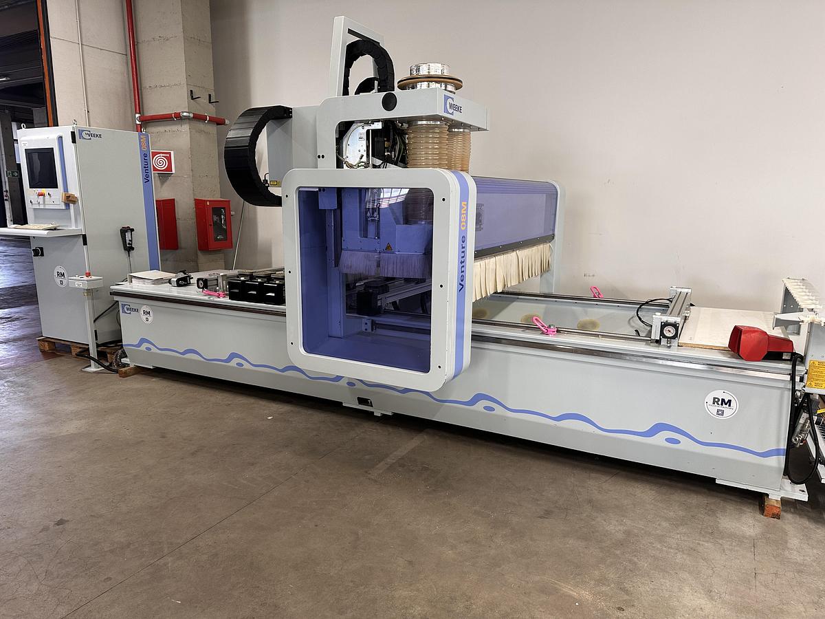 Used Weeke BHC Venture 08M