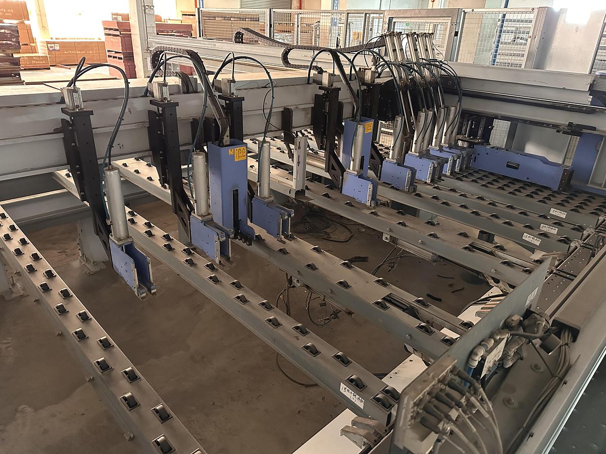 Usato 2017 HOLZMA HPL 300 38\22 PROFILNE