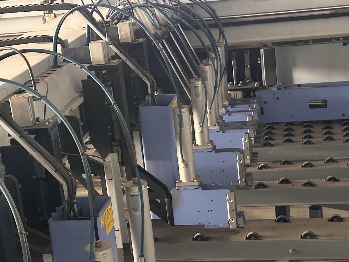 Usato 2017 HOLZMA HPL 300 38\22 PROFILNE