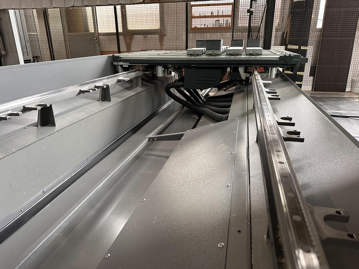 Used 2019 Biesse Rover B 1650