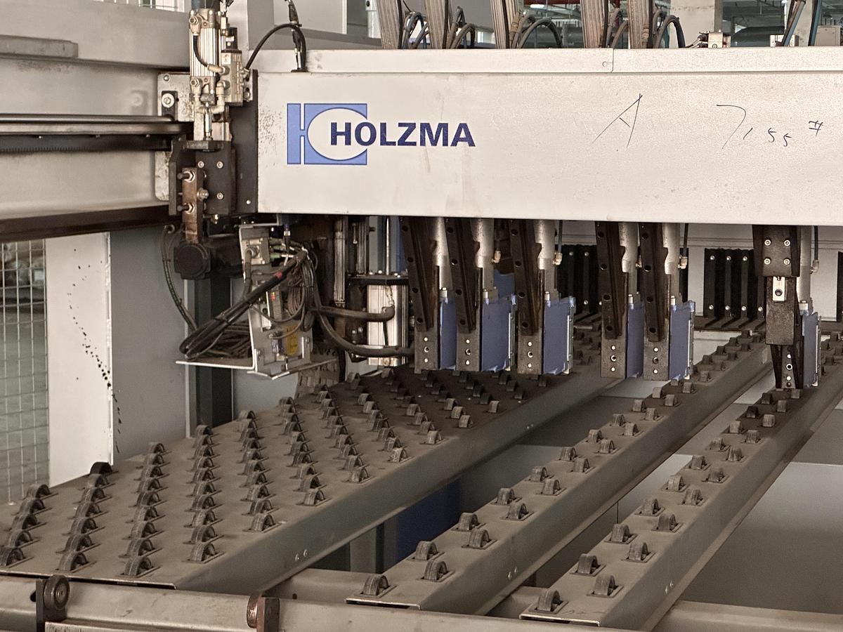 Usato 2017 HOLZMA HPL 300 38\22 PROFILNE