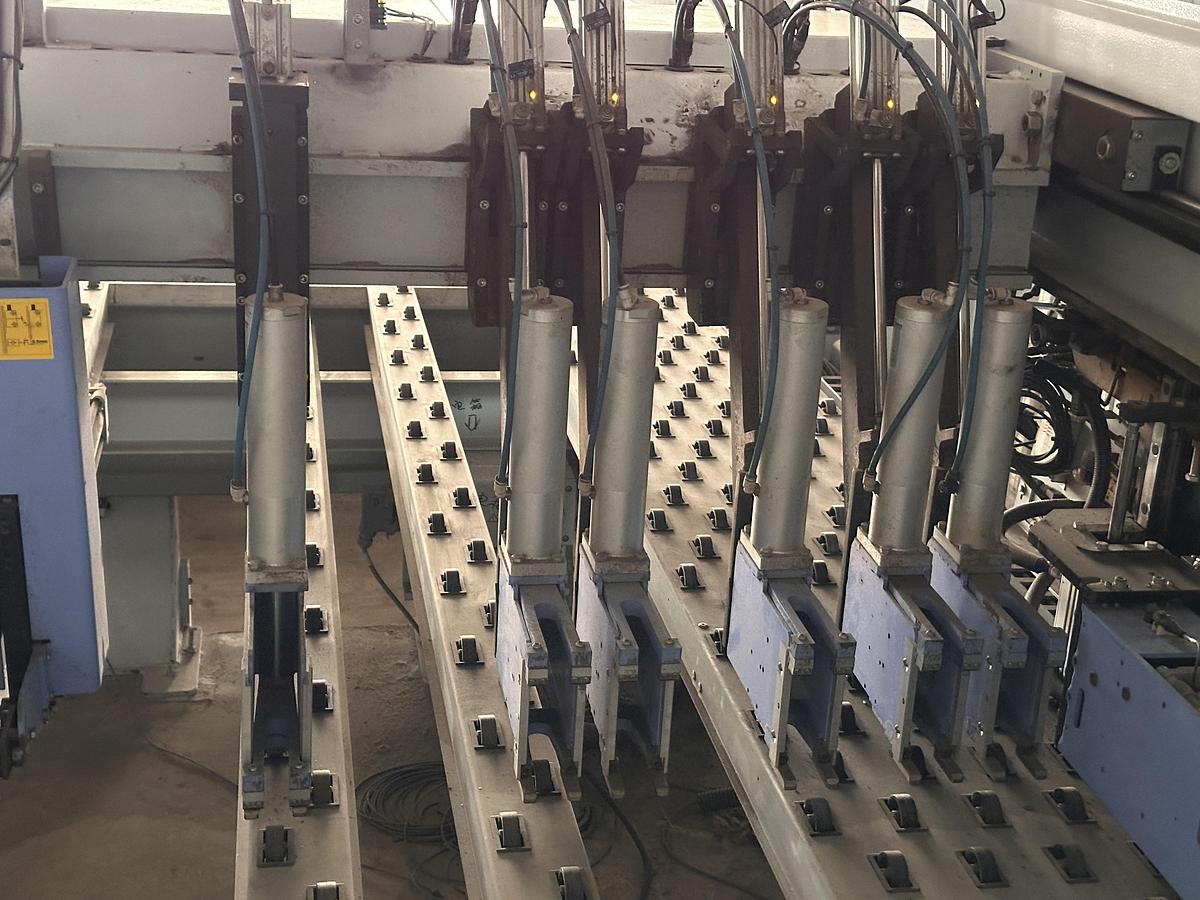 Usato 2017 HOLZMA HPL 300 38\22 PROFILNE