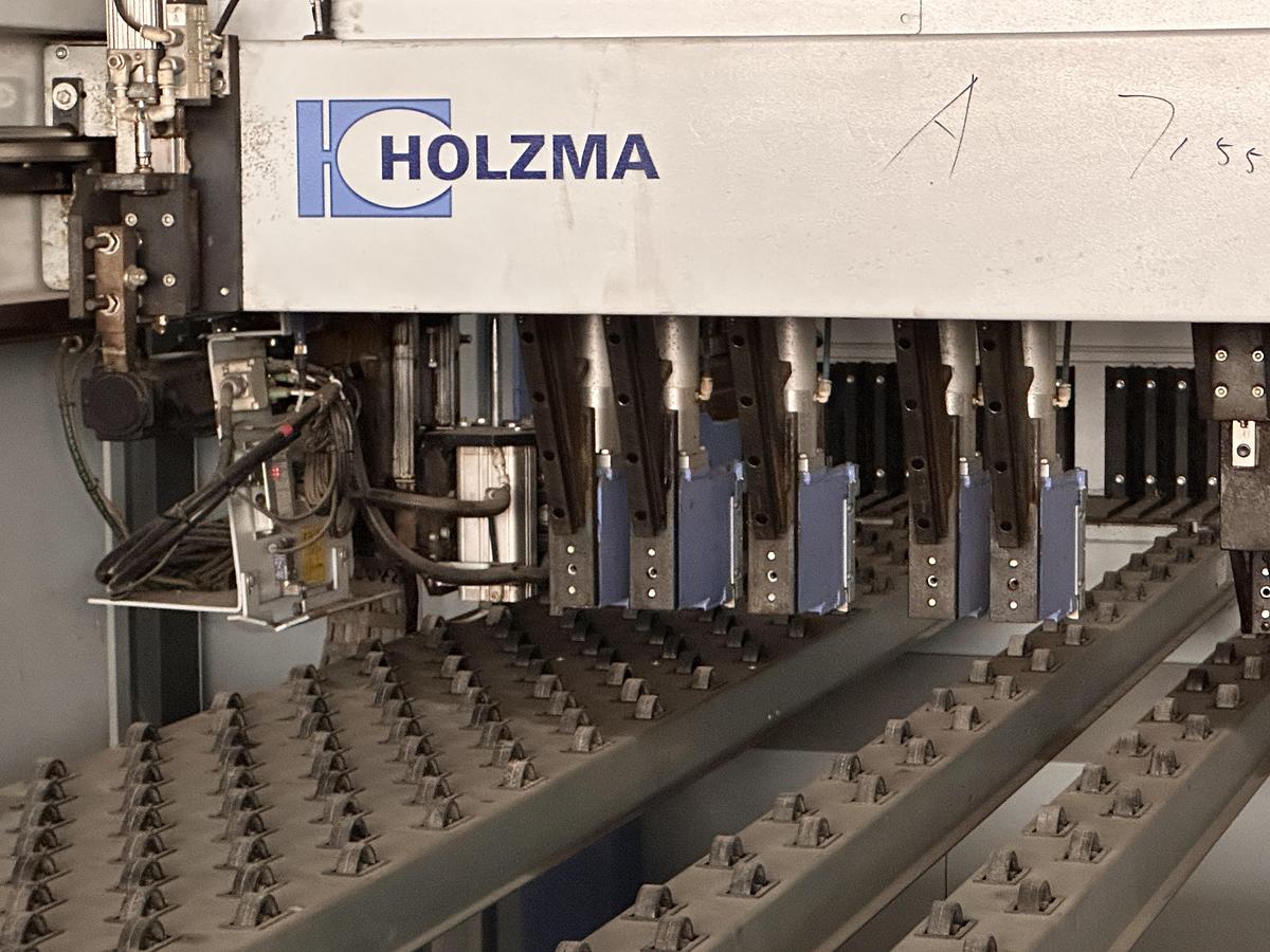 Usato 2017 HOLZMA HPL 300 38\22 PROFILNE