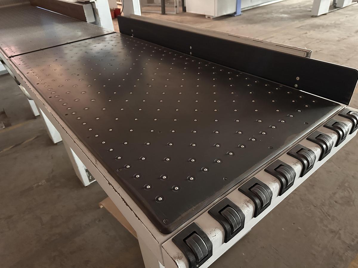 Usato 2017 HOLZMA HPL 300 38\22 PROFILNE