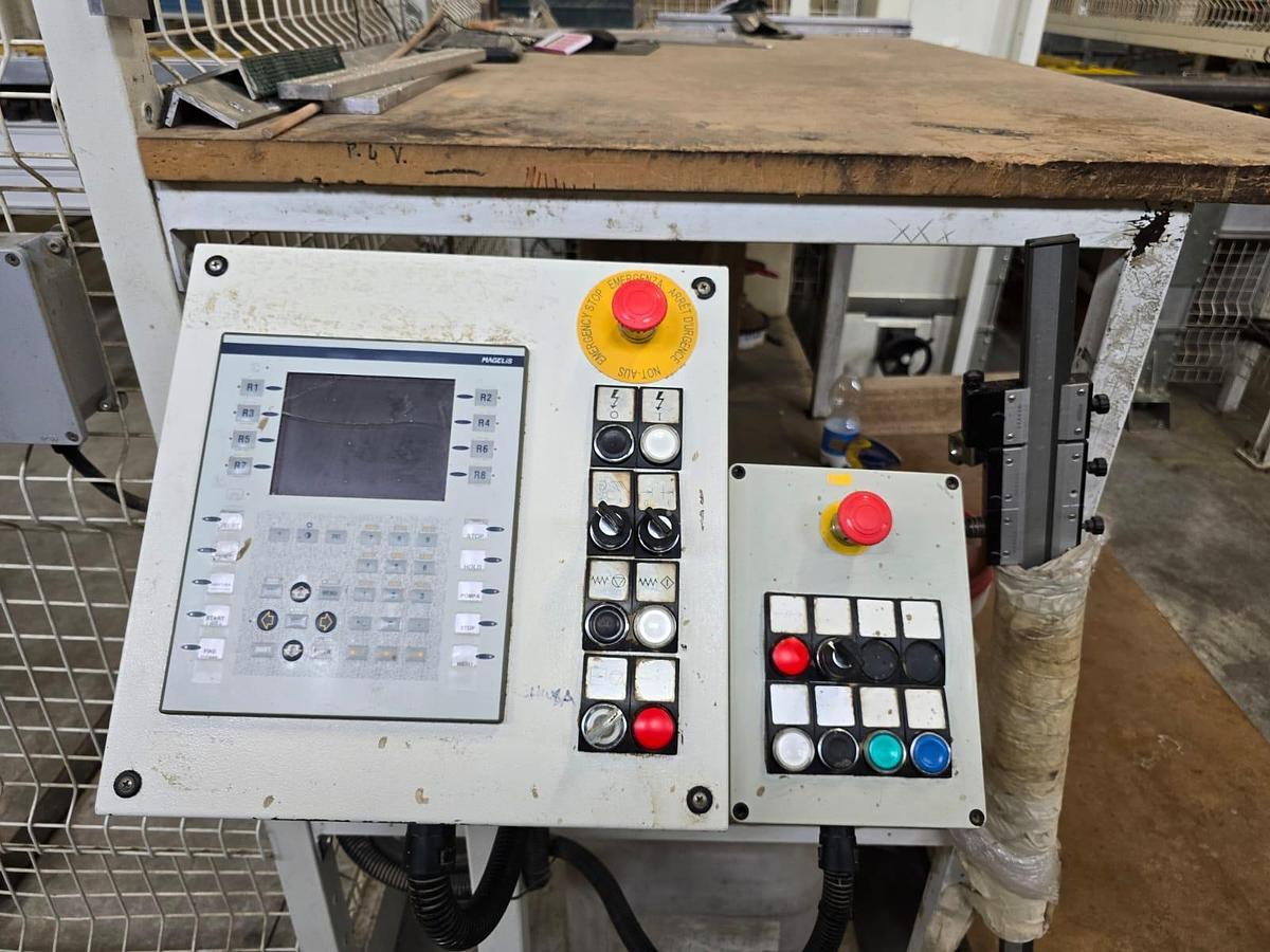 Used 2016 Mahros Brush