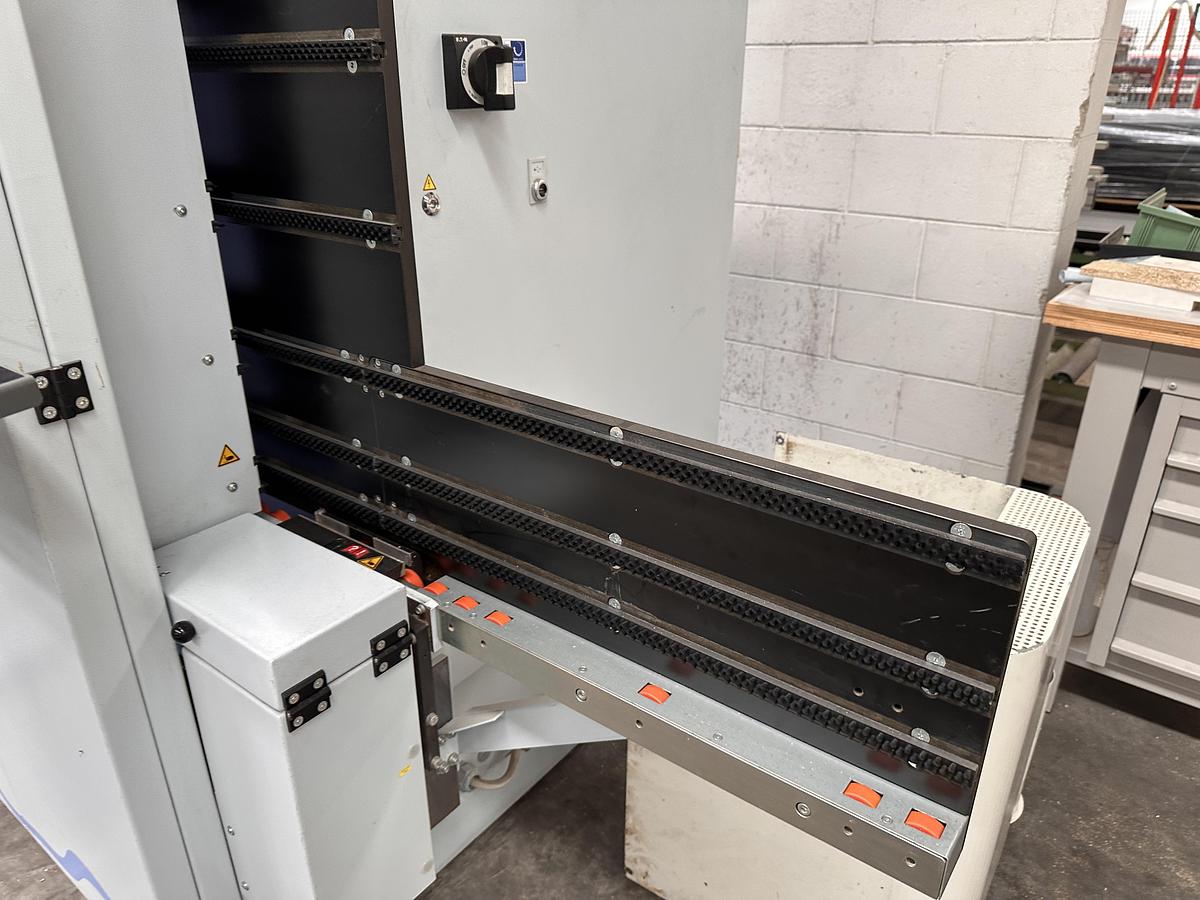 Used 2015 Weeke BHX 055