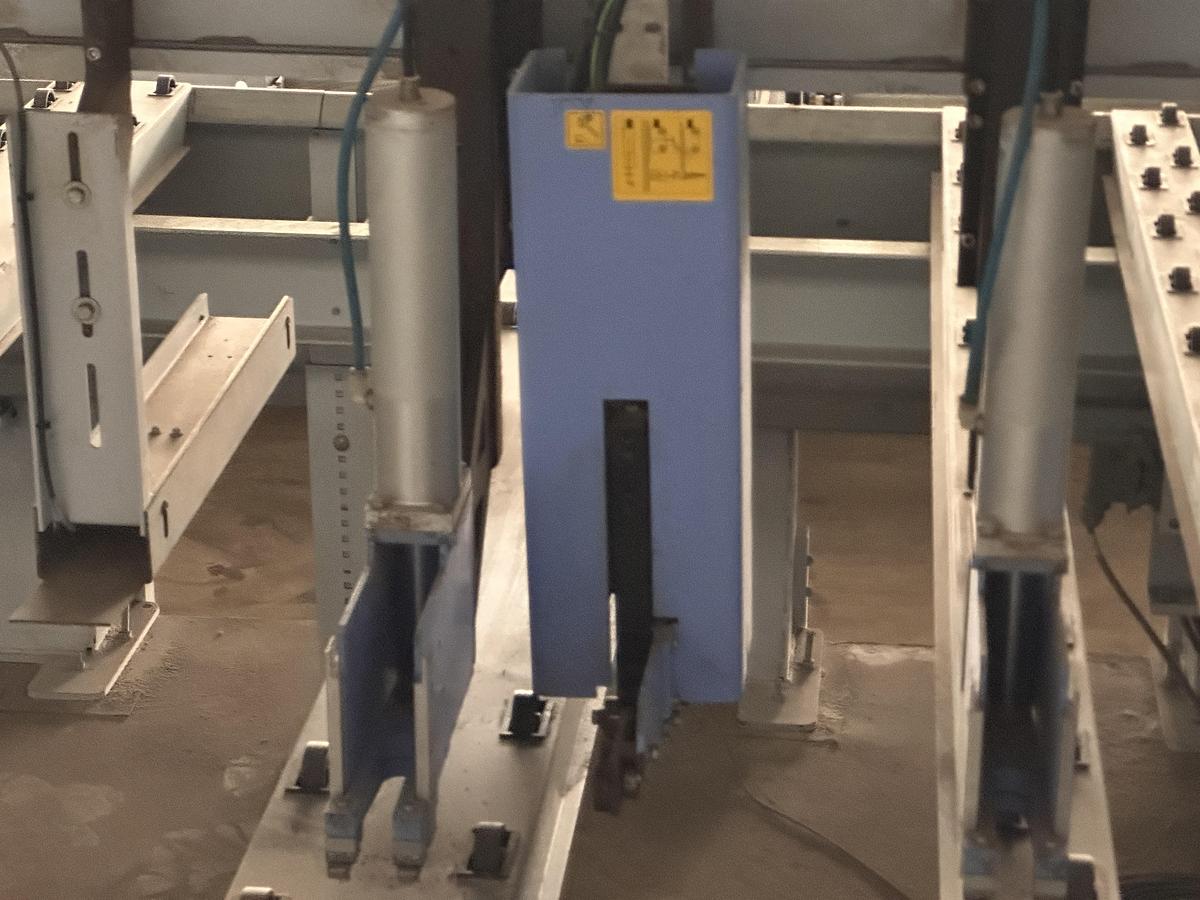 Usato 2017 HOLZMA HPL 300 38\22 PROFILNE