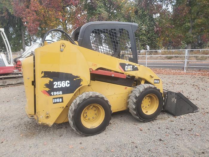 Used 2007 CAT 256C