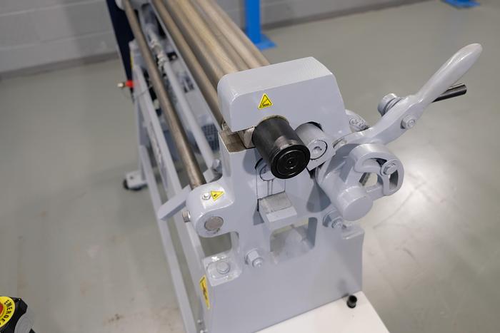 UZMA IR model small diameter Initial Pinch Power operated  Bending rollers