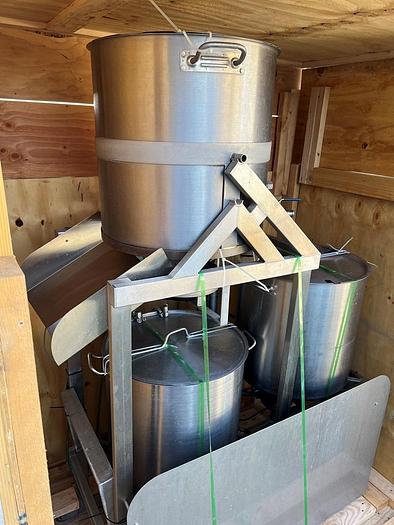 Used Brewhouse, Nano, MoreBeer!, Kettle, Liquor, Mash Tun, (12) Tanks #C744902