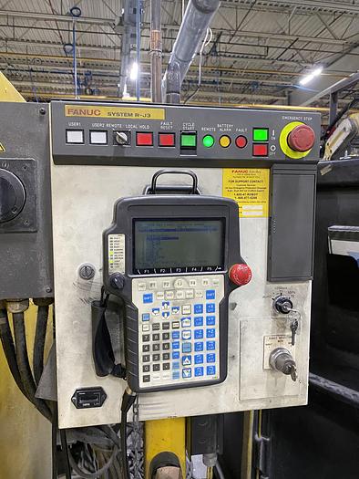 Used 2002 Genesis / Fanuc Dual Robot Weld Cell Model 3M3