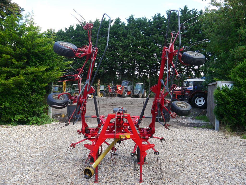 Used JF Stoll Z665 Hydro Tedder