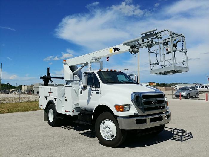 Used Altec A40P 40ft Cable Placer on 2015 Ford F750 Regular Cab Utility Truck - 25016