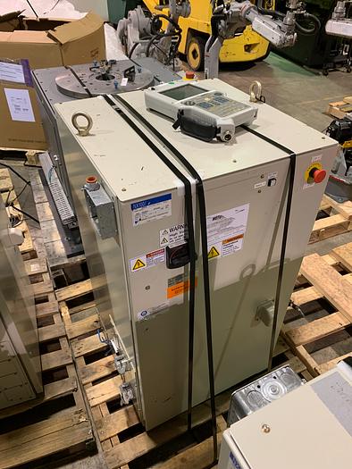 Used YASKAWA MOTOMAN SSF2000 (YR-SSF6-A00) 6 KG X 1,378mm REACH 6 AXIS CNC ROBOT WITH NX100 CONTROL