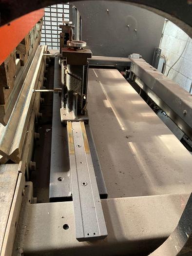 Used 1990 Amada ITPS 8025 Hydraulic Pressbrake