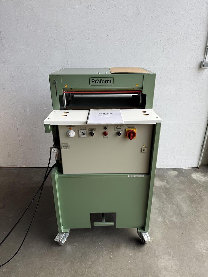 Gebraucht Maschinen u. Geräte für die Hardcover-Buchproduktion