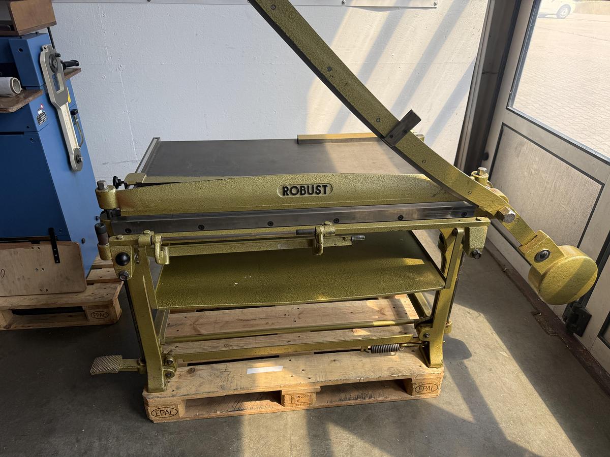 Gebraucht ROBUST  Pappschere / Schlagschere 1100 x 720 mm