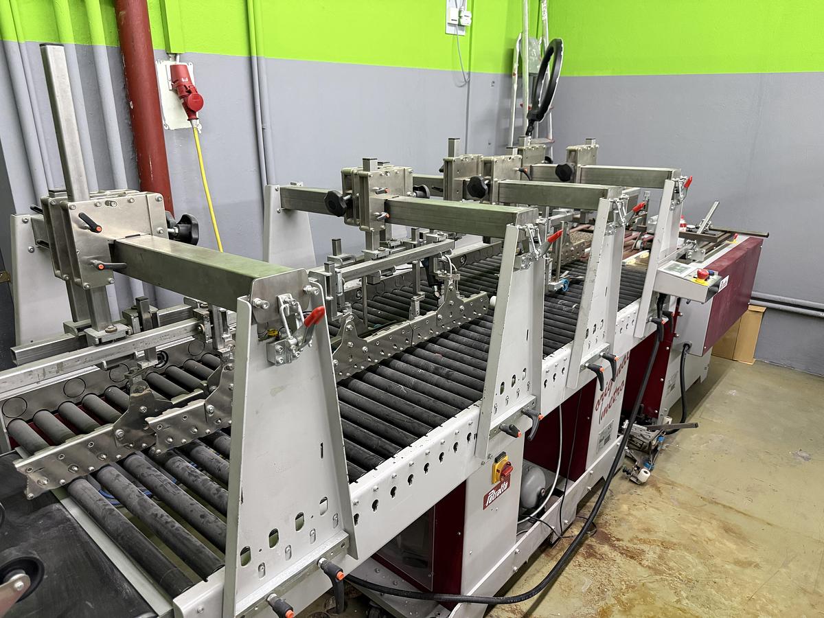 Gebraucht 2011 Petratto Metro Faltschachtel-Klebemaschine 78