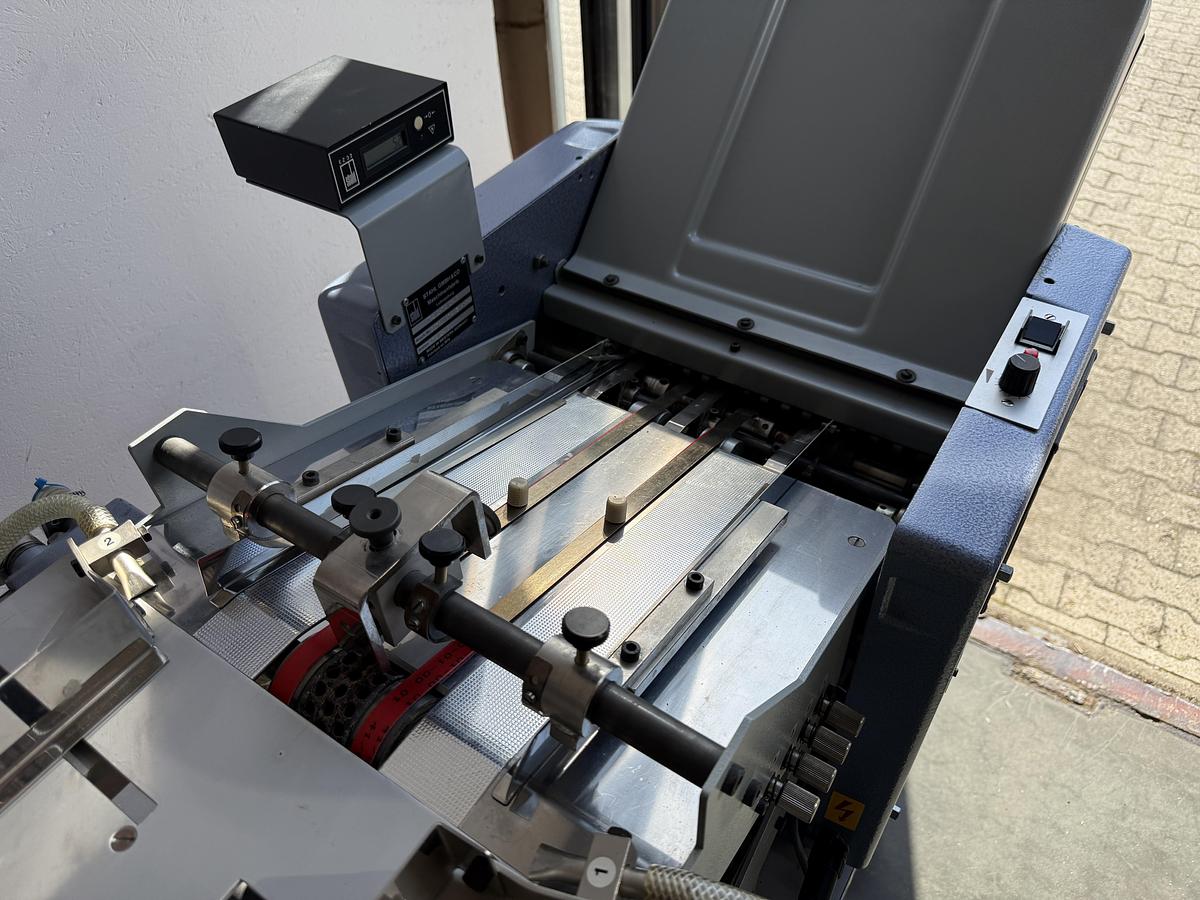 Gebraucht Stahl T32 Falzmaschine