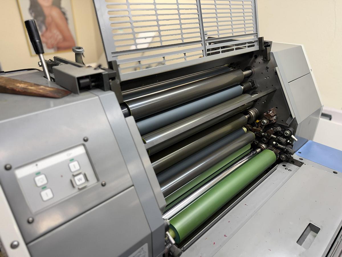 Gebraucht 2002 Ryobi 524 HE - 4-Farben Offsetdruckmaschine