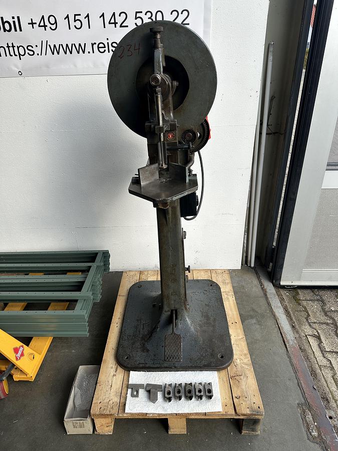 Gebraucht Karl Tränklein Eckenrundstossmaschine