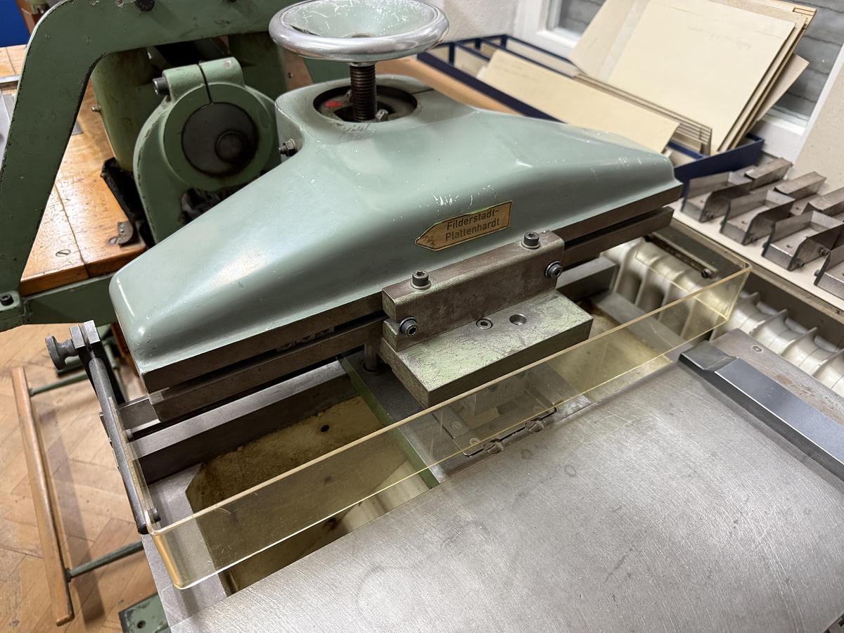 Gebraucht KRAUSE-BIAGOSCH Y50-12EM-2-68 Stanze