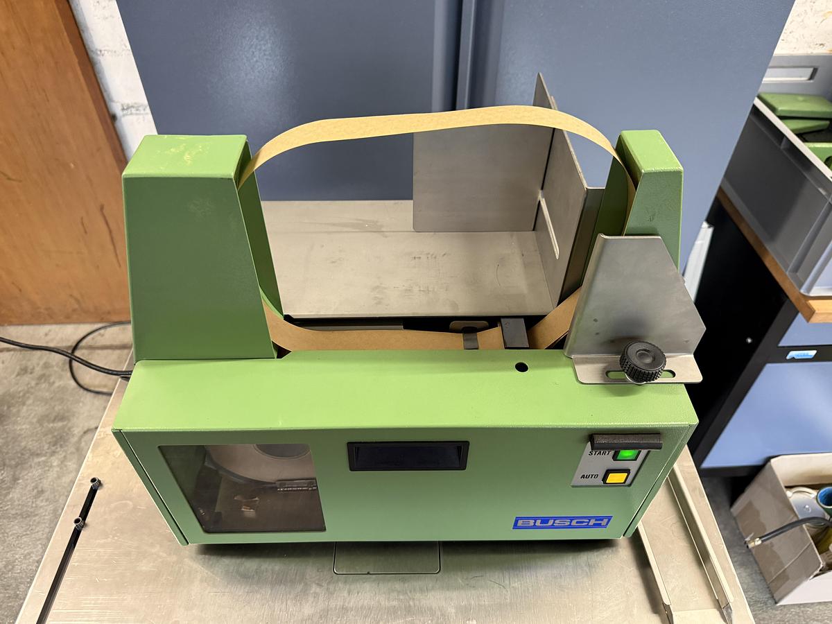 Gebraucht 1992 Busch TB-22 PI Banderoliermaschine