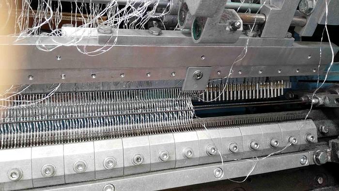 Usato Ref. 5.4.05.013 - Macchina elettronica per maglia in ordito a doppia frontura Comez modello DNB/EL 800 