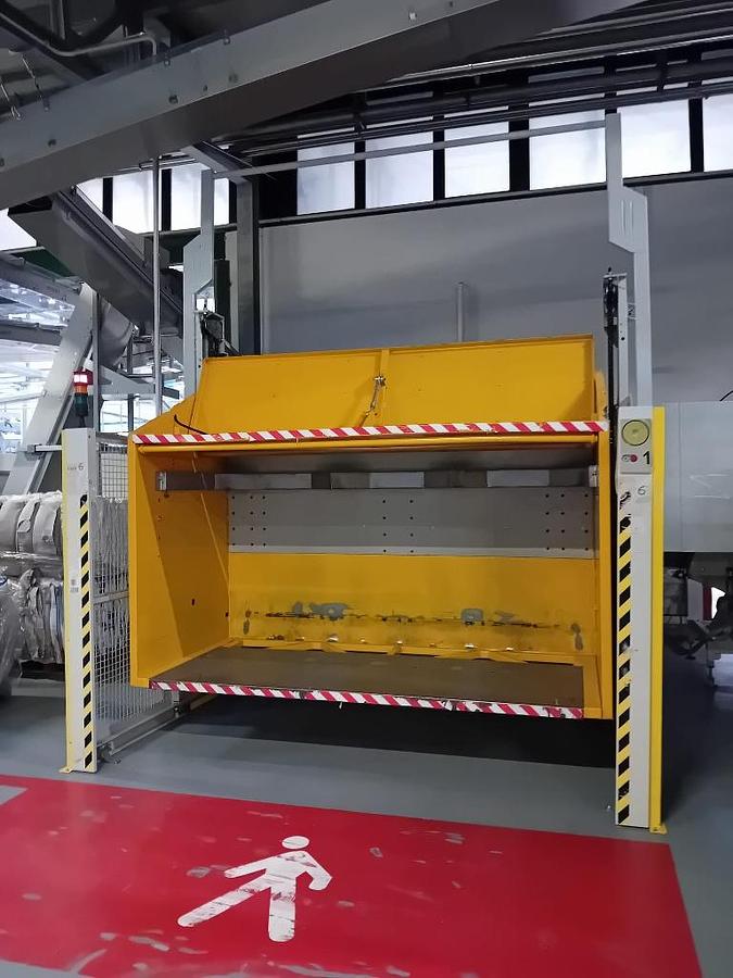 Used 2006 Krones PET Water Filling Line for still water