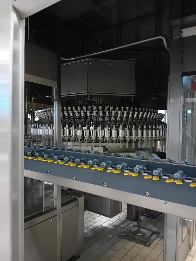 Used 2006 Krones PET Water Filling Line for still water