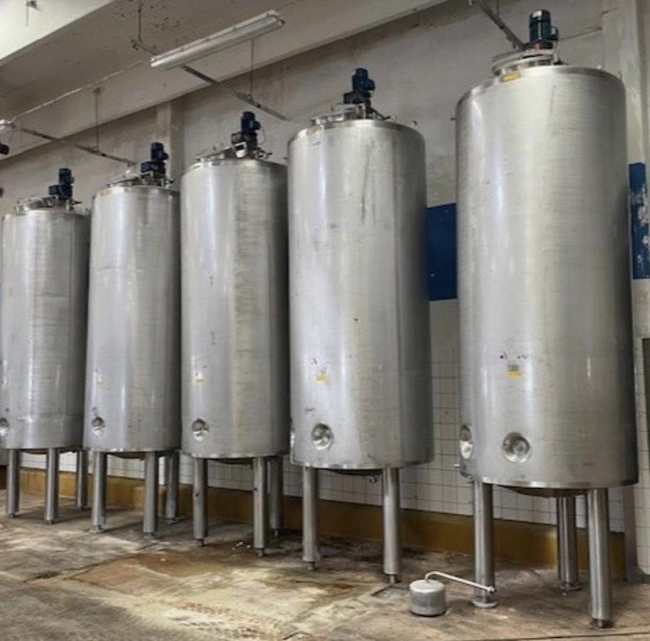 Used 3000 Litre 304 Stainless Steel Mixing Tanks with Insulation
