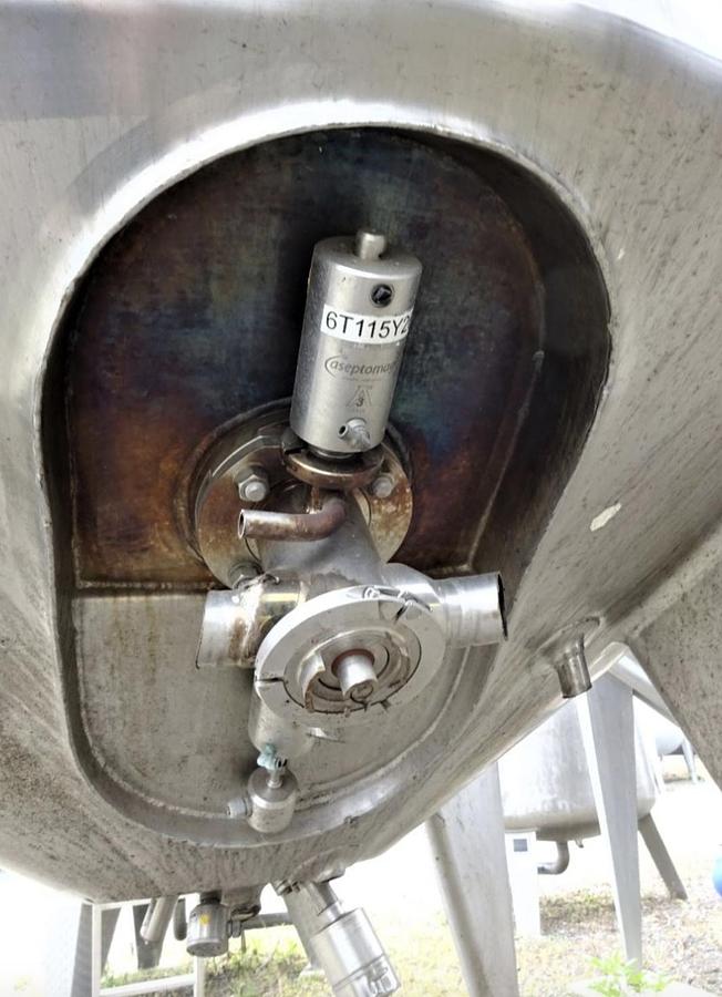 Used 6000 Litre 304 Stainless Steel Mixing Tanks