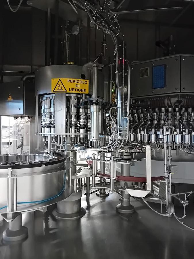 Used 2006 Krones PET Water Filling Line for still water