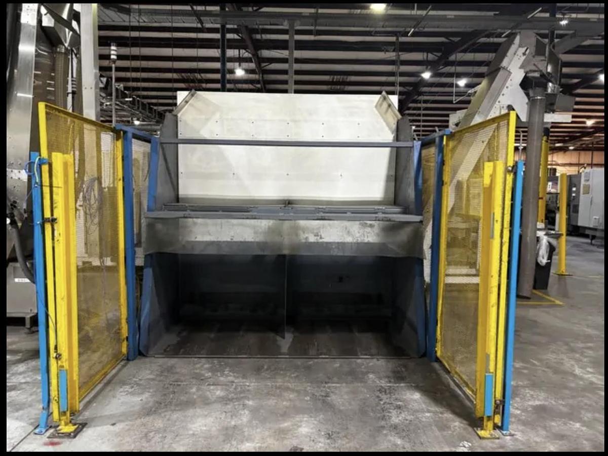 Used Used KHS GmbH Complete PET bottling line, still water, 54,000 BPH 2014