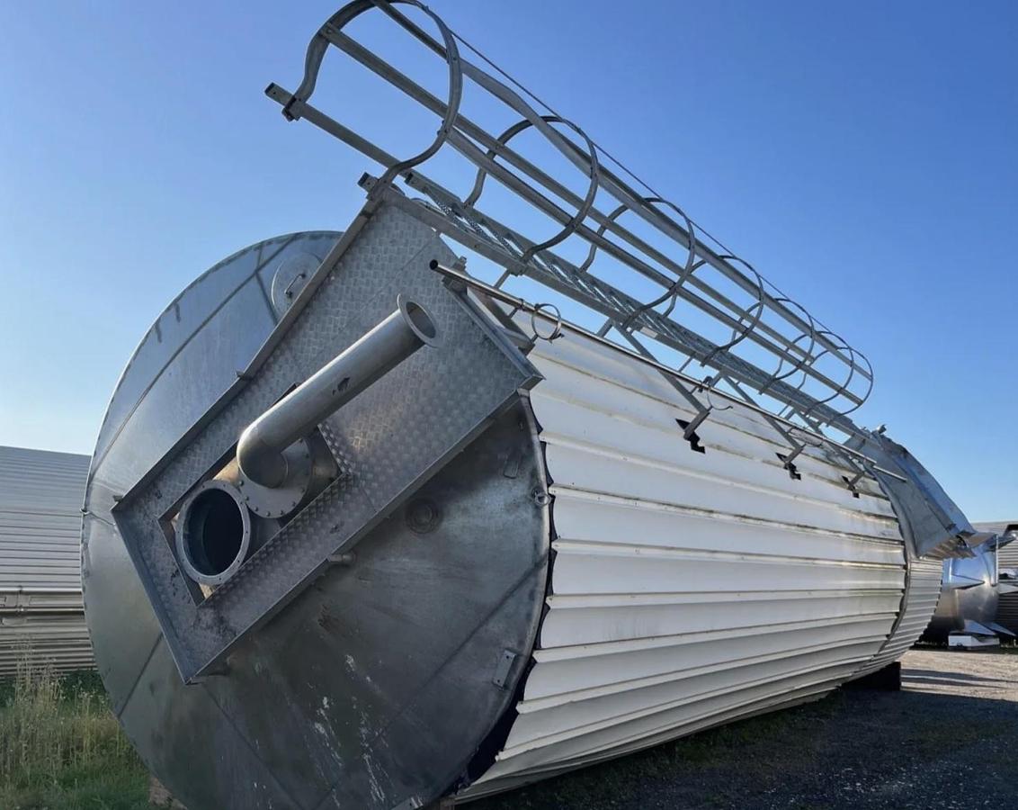 Used 120,000 Litre 304 Stainless Steel Insulated Storage Tanks