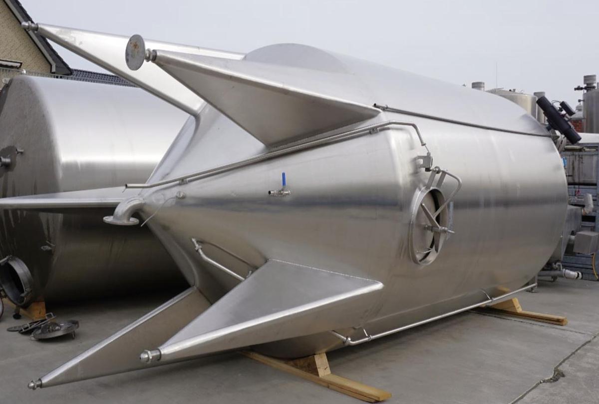 Used 15,000 Litre 304 Stainless Steel Mixing Tanks