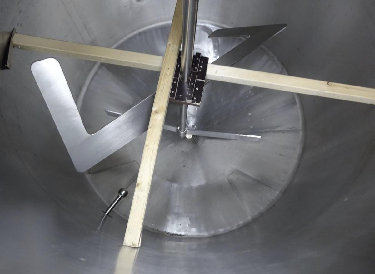 Used 6000 Litre 304 Stainless Steel Mixing Tanks