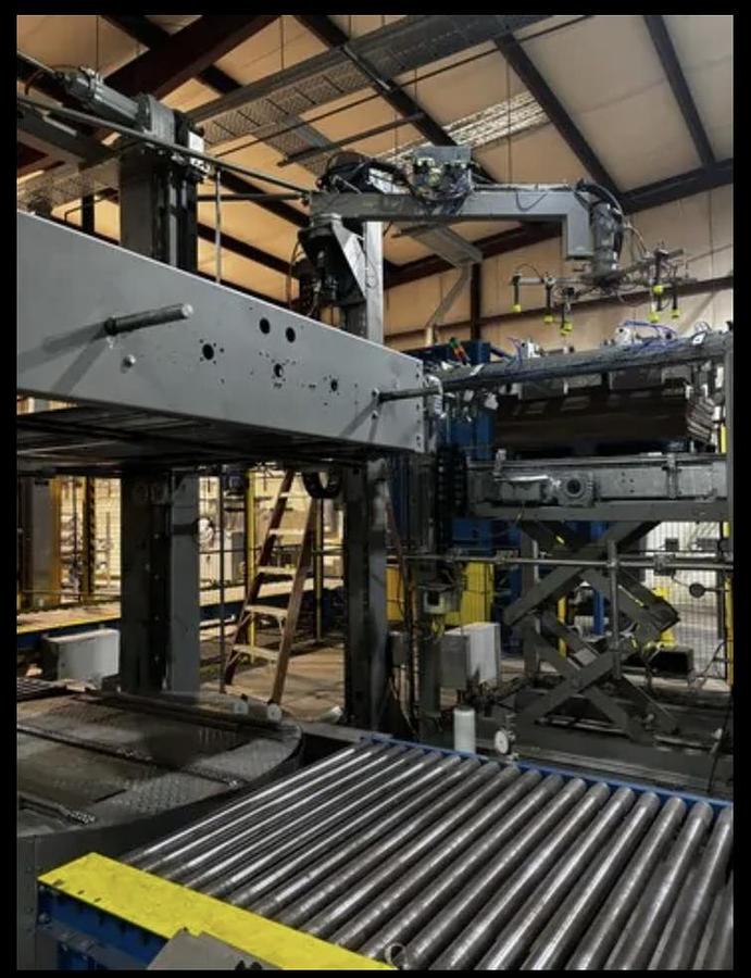 Used Used KHS GmbH Complete PET bottling line, still water, 54,000 BPH 2014