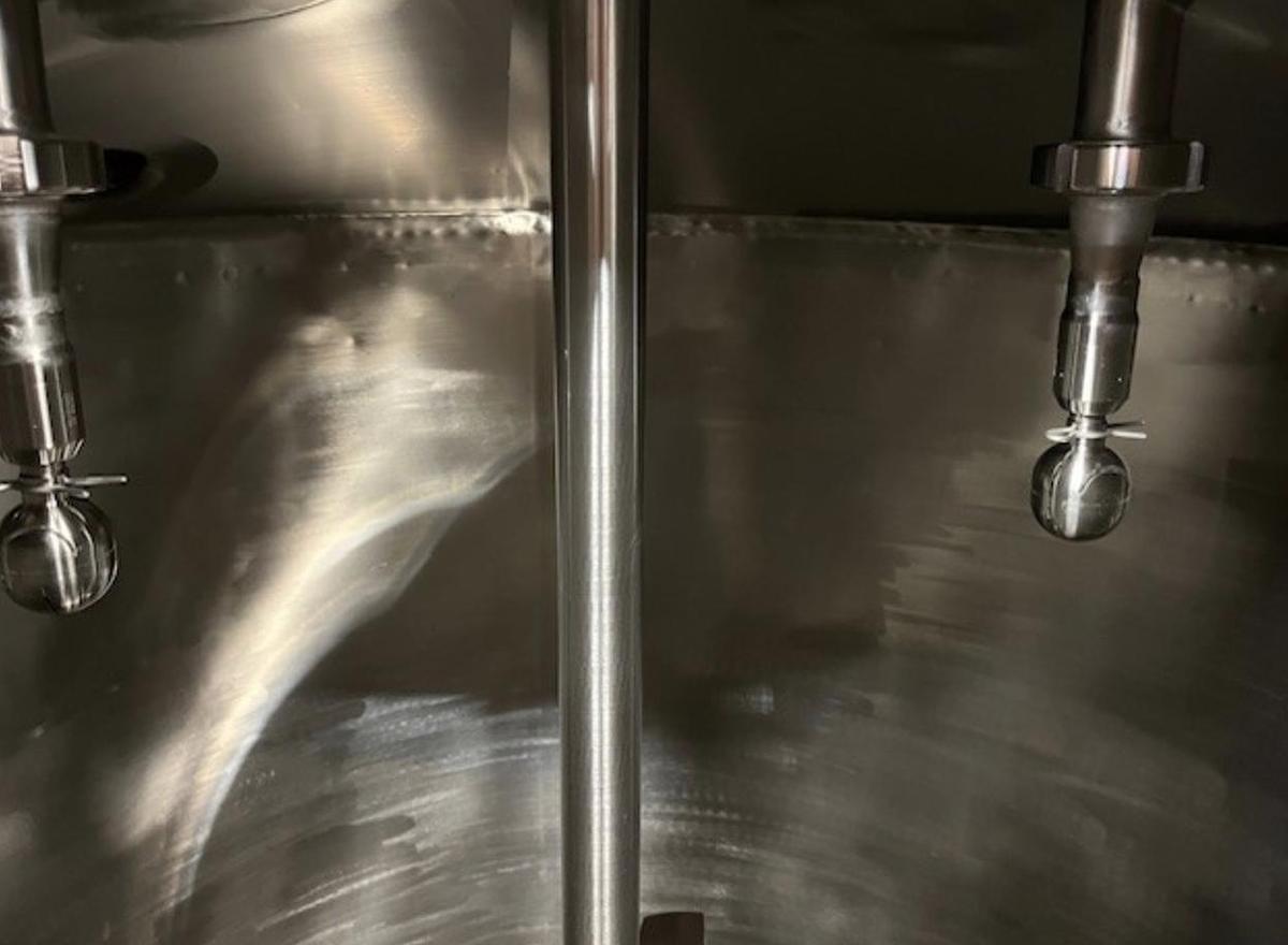Used 3000 Litre 304 Stainless Steel Mixing Tanks with Insulation