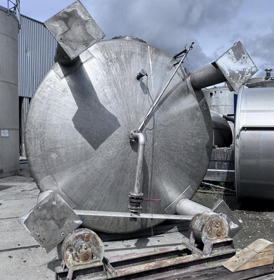 Used 30,000 Litre 304 Stainless Steel Storage Tanks