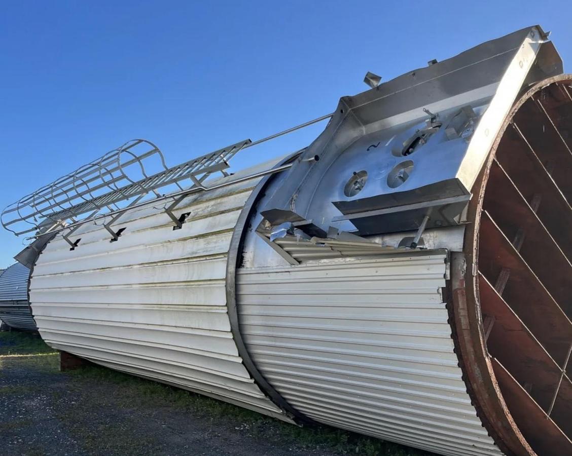 Used 120,000 Litre 304 Stainless Steel Insulated Storage Tanks