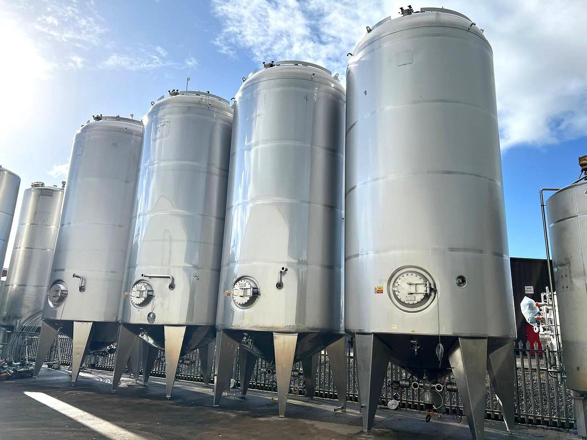 Used 60,000 Litre 316 Stainless Steel Jacketed Tanks