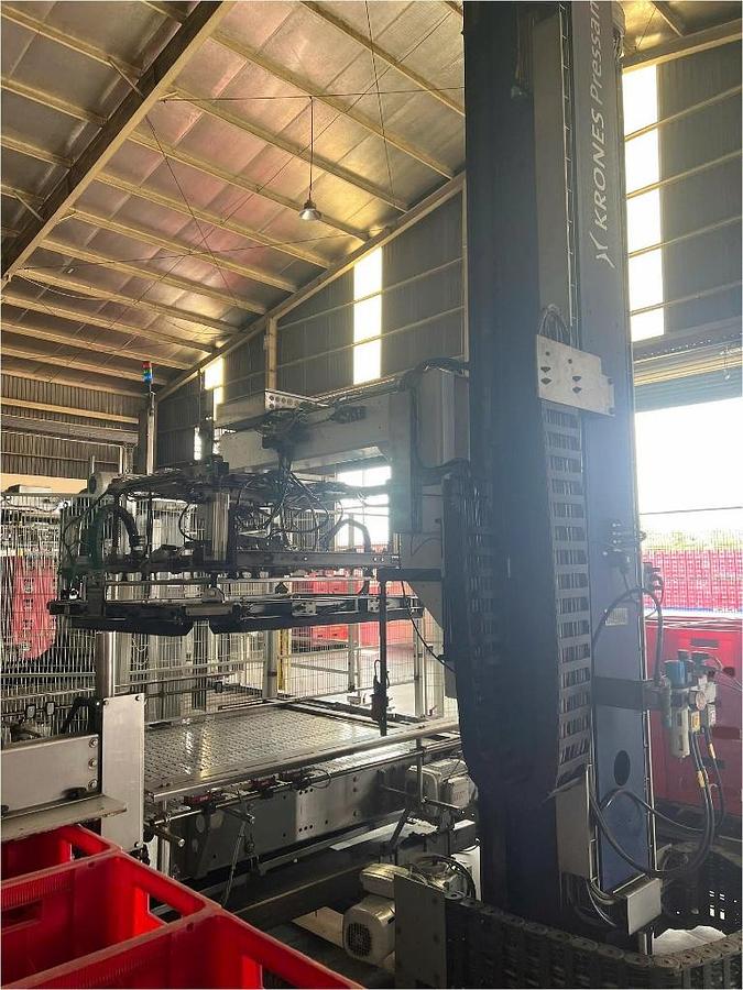 Used 2017 Krones Returnable Glass Bottle Line for Beer